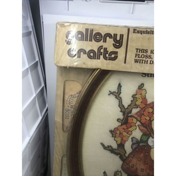 Hummel Stitchery Kit 9”x12” Girl In Apple Tree Unopened #8031 Frame . Vintage - Picture 3 of 16